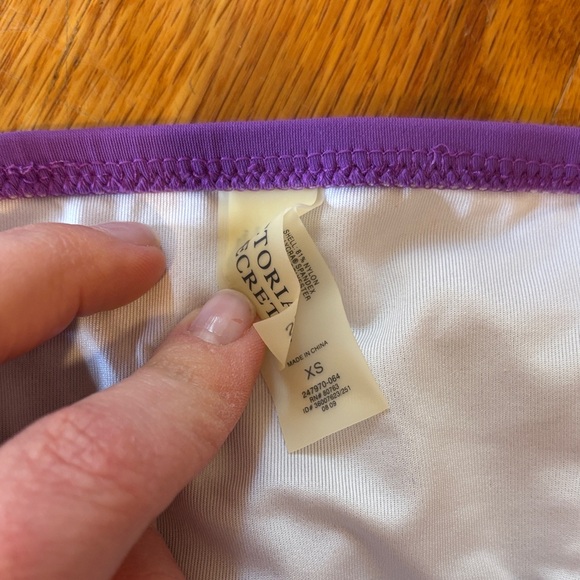 Victoria’s Secret Purple Ruffle Triangle String Bikini Set Size XS - Picture 3 of 3